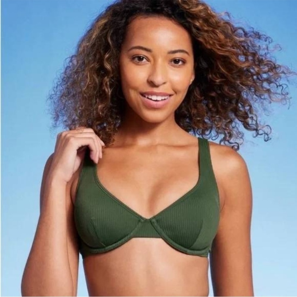 Women's Retro Ribbed Underwire Bikini Top
- Shade & Shore™ Dark Green 34 C - Picture 14 of 14